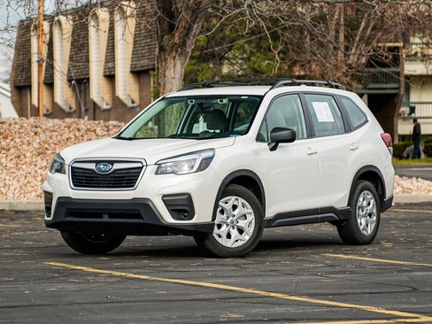 Used 2021 Subaru Forester image 1