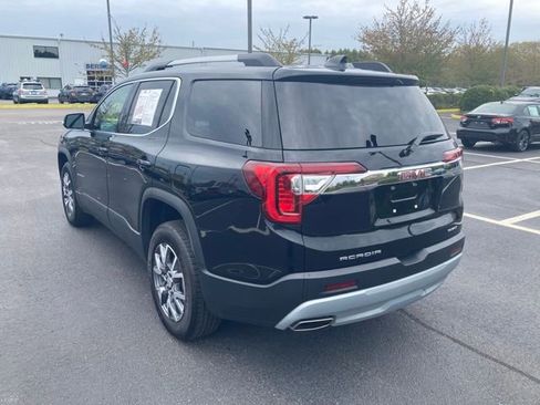 Used 2023 GMC Acadia SLT AWD/4WD image 3
