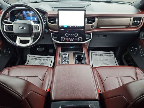 Used 2024 Ford Expedition Limited image 23