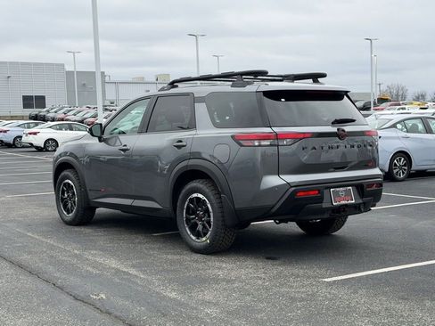 New 2026 Nissan Pathfinder SV image 6