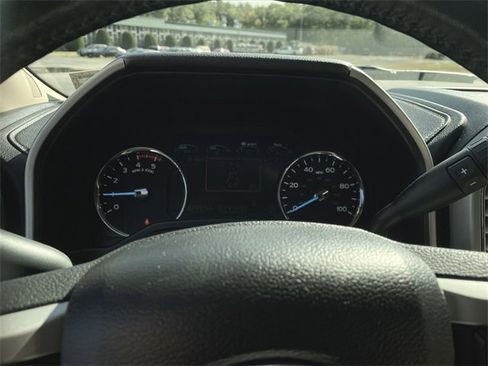 Used 2017 Ford F250 Lariat w/ FX4 Off-Road Package image 11