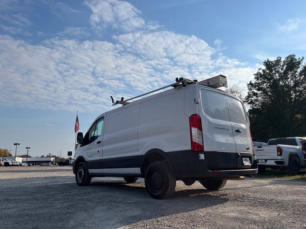 Used 2020 Ford Transit 250 Low Roof RWD image 10