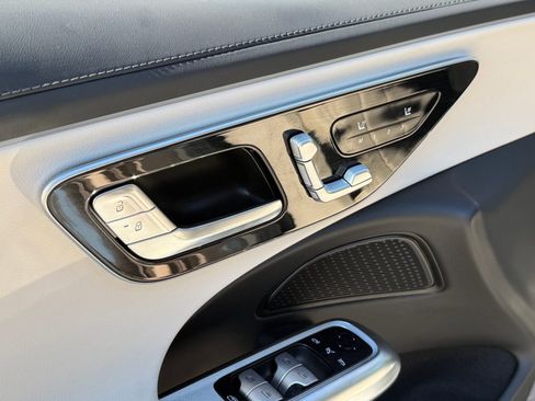 Used 2026 Mercedes-Benz E 350 Sedan image 22