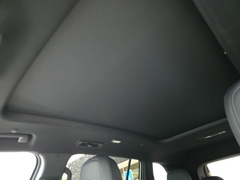 Used 2025 Buick Enclave Avenir w/ Super Cruise Package AWD/4WD image 43