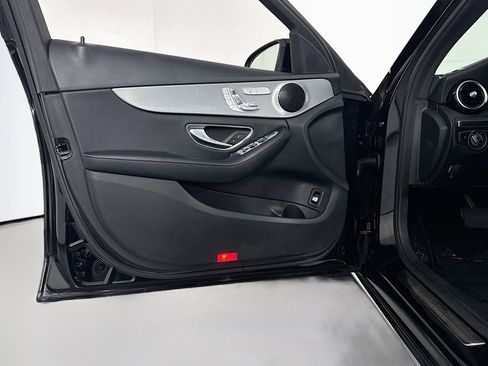 Used 2018 Mercedes-Benz C 300 Sedan image 21