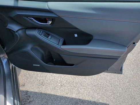New 2025 Subaru Crosstrek 2.5i Limited w/ Popular Package #3A image 36