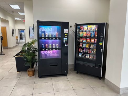 Used 2023 Ford F150 XL w/ STX Appearance Package image 5