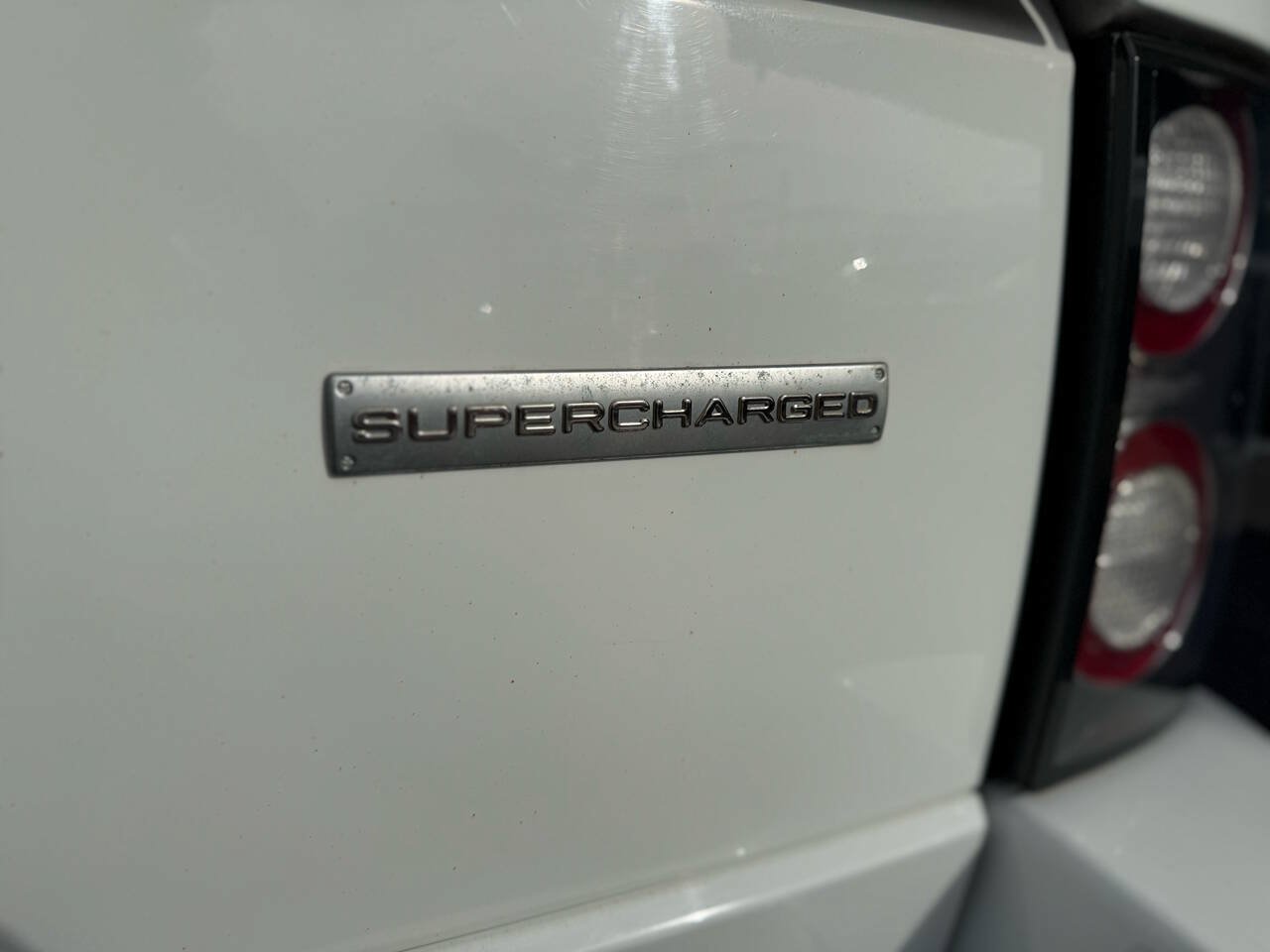 Used 2012 Land Rover Range Rover Supercharged AWD/4WD image 8