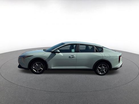 Used 2025 Kia K4 LXS image 9