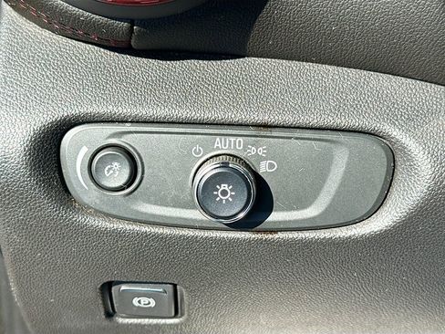 Used 2022 Chevrolet Blazer RS image 29