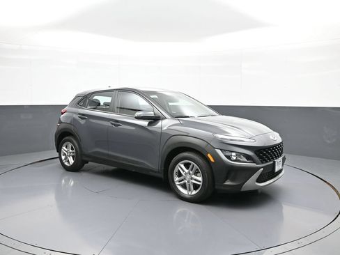 Certified 2023 Hyundai Kona SE AWD/4WD image 4