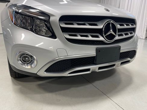 Used 2019 Mercedes-Benz GLA 250 4MATIC image 11