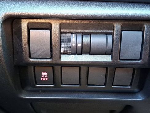 Certified 2023 Subaru Impreza 2.0i Premium AWD/4WD image 24
