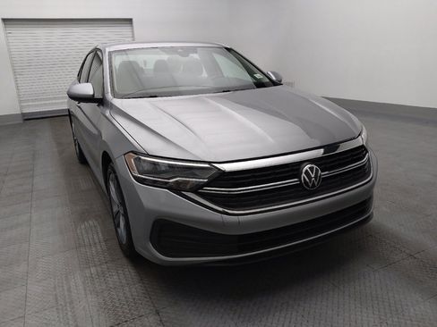 Used 2024 Volkswagen Jetta SE image 14