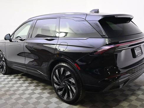New 2026 Lincoln Nautilus Reserve w/ Jet Appearance Package AWD/4WD image 3