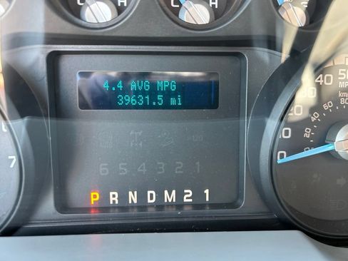 Used 2015 Ford F250 XL AWD/4WD image 3