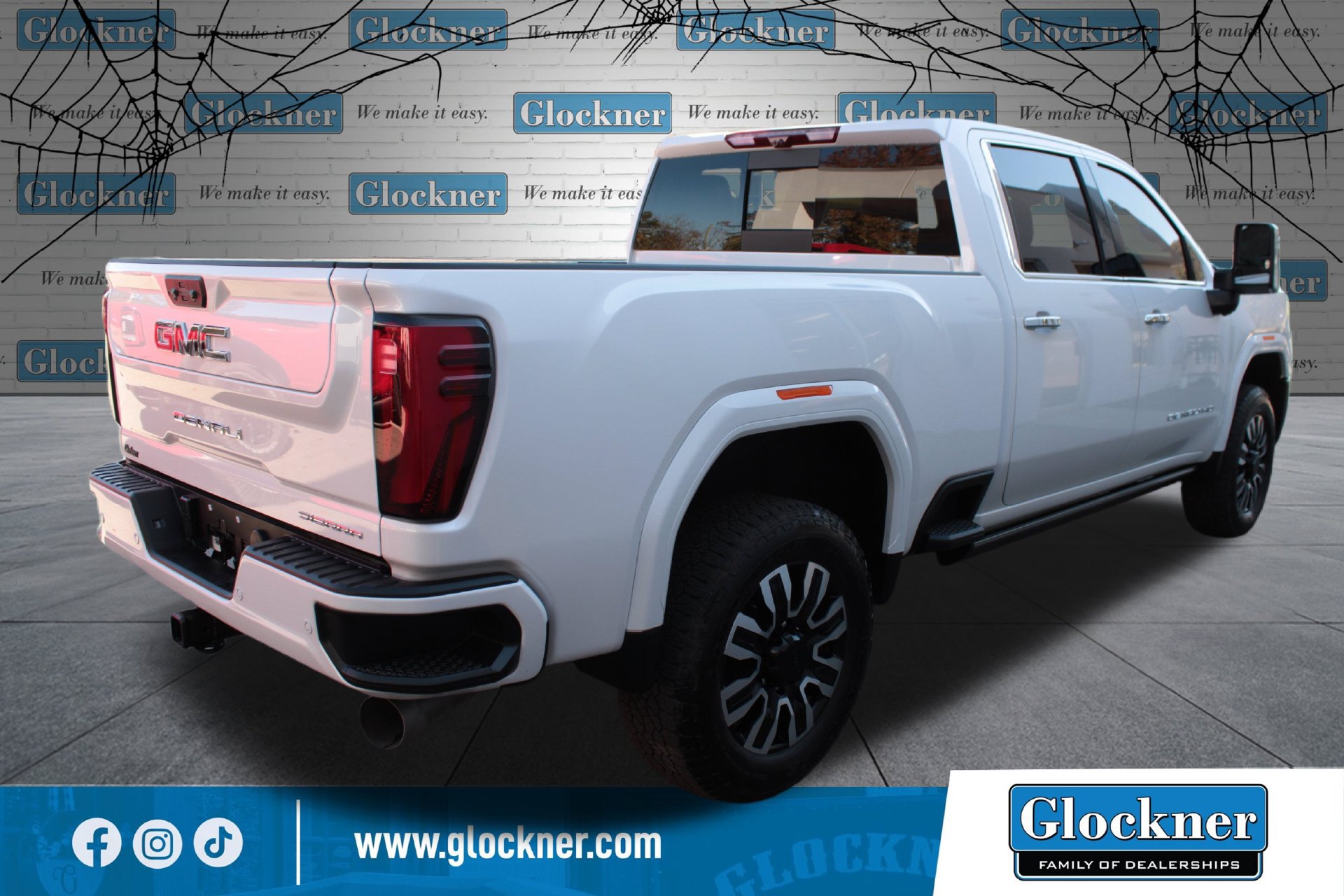 Used 2024 GMC Sierra 2500 Denali Ultimate w/ Max Trailering Package AWD/4WD image 6