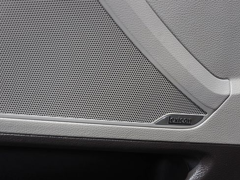 Used 2018 Genesis G80 3.8 w/ Option Group 02 AWD/4WD image 52