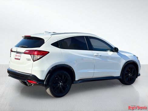 Used 2022 Honda HR-V Sport image 5