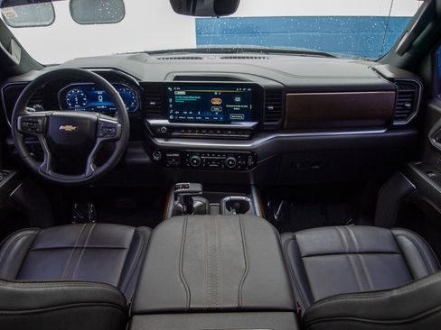 Used 2024 Chevrolet Silverado 1500 High Country w/ High Country Premium Package image 28