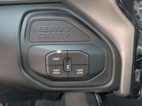 New 2026 RAM 3500 Laramie AWD/4WD image 20
