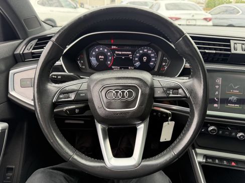 Used 2020 Audi Q3 2.0T Premium image 31