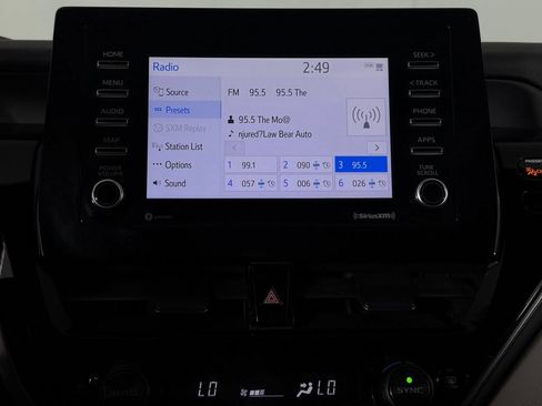 Used 2022 Toyota Camry LE FWD image 17