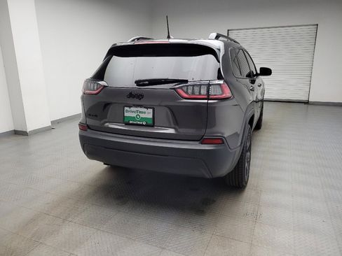 Used 2019 Jeep Cherokee Latitude Plus image 7