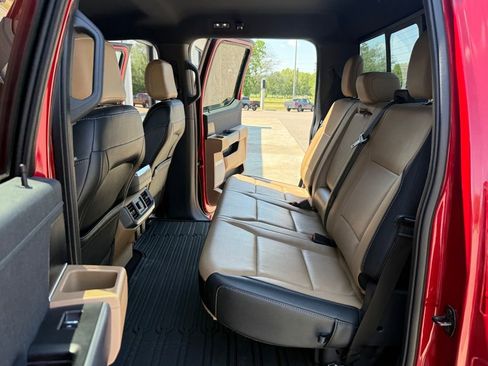 Used 2022 Ford F150 Lariat AWD/4WD image 36