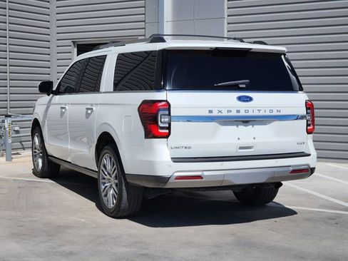 Used 2022 Ford Expedition Max Limited image 6
