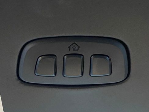 Used 2024 Ford Bronco Wildtrak image 31