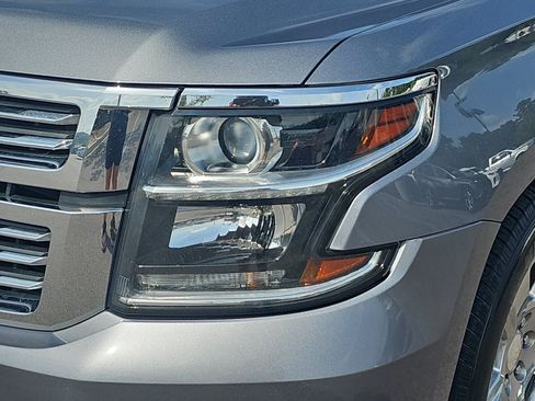 Used 2019 Chevrolet Tahoe Premier AWD/4WD image 29