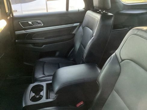 Used 2018 Ford Explorer Sport w/ Equipment Group 401A AWD/4WD image 13