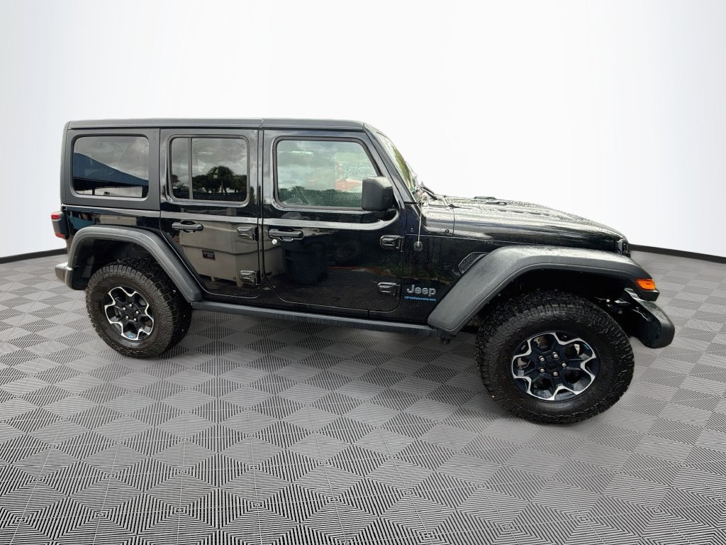 Used 2023 Jeep Wrangler Unlimited Rubicon 4xe w/ Cold Weather Group AWD/4WD image 5