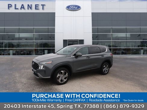 Used 2021 Hyundai Santa Fe SE image 1