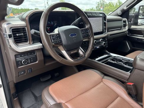 Used 2024 Ford F250 King Ranch w/ Chrome Package image 18