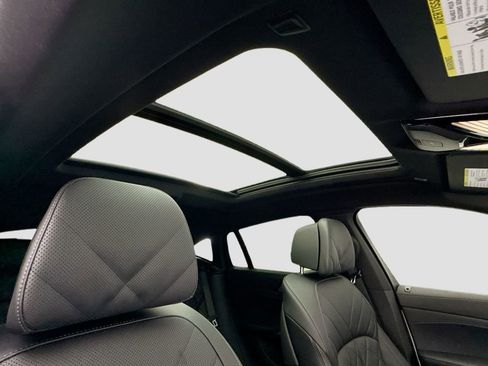 Used 2025 BMW X6 xDrive40i image 17