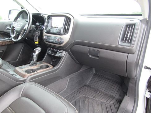 Used 2022 GMC Canyon Denali AWD/4WD image 11