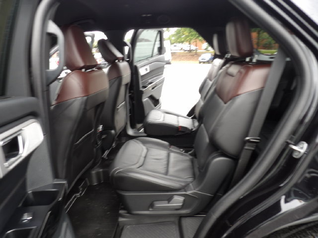 Certified 2023 Ford Explorer Platinum w/ Technology Package RWD image 25