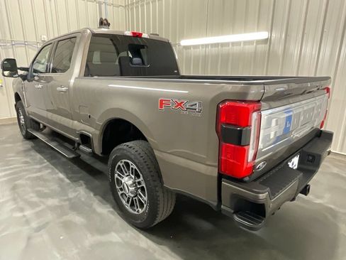 Used 2023 Ford F350 Limited w/ FX4 Off-Road Package AWD/4WD image 24