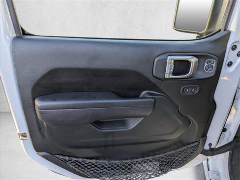 Used 2022 Jeep Wrangler Unlimited Rubicon image 19