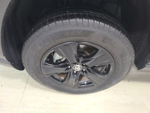 Certified 2023 Toyota RAV4 LE AWD/4WD image 36