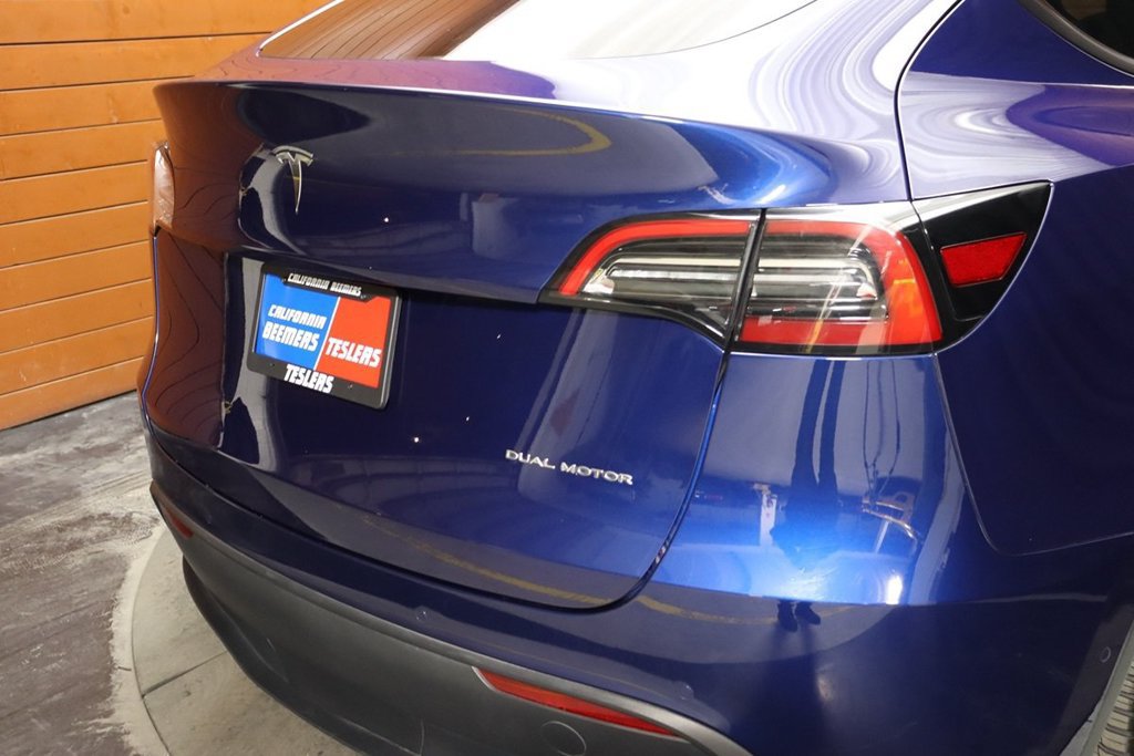 Used 2022 Tesla Model Y Long Range AWD/4WD image 9