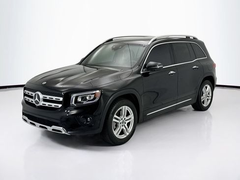 Used 2023 Mercedes-Benz GLB 250 image 1