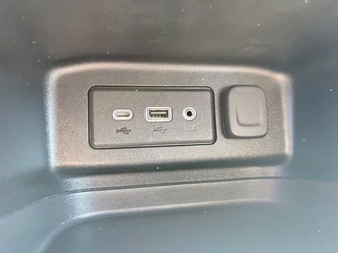 Used 2022 Chevrolet Equinox LT FWD image 20