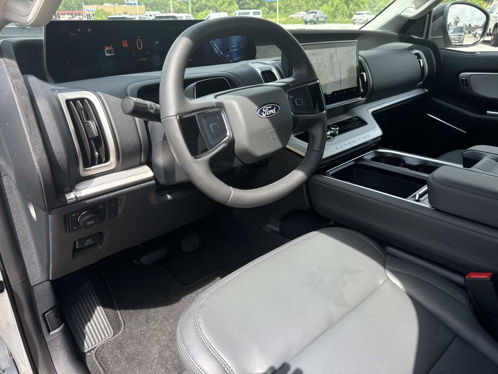 New 2027 Ford Expedition Active AWD/4WD image 9