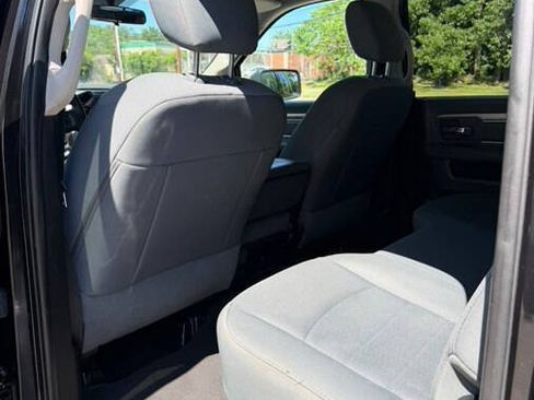 Used 2017 RAM 2500 SLT AWD/4WD image 28