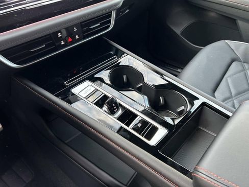 New 2026 Volkswagen Atlas Peak Edition AWD/4WD image 22