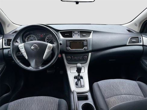 Used 2015 Nissan Sentra SV FWD image 21