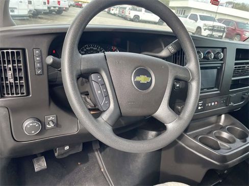 Used 2020 Chevrolet Express 3500 LT w/ LT Preferred Equipment Group image 13